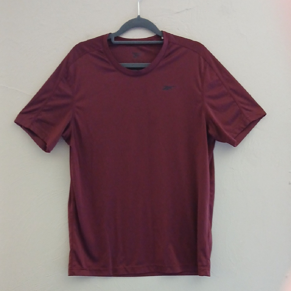 Reebok‎ Red Short Sleeve Tee